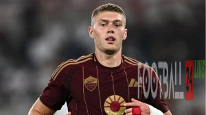 Стало відомо чому Довбик не святкує свої забиті голи